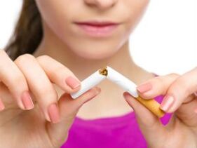 Girl's Refus vun Zigaretten